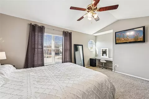 Bedroom - 6 Royallcrest Ct, O'fallon, MO 63368 photo 2 of 5