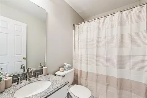 Bath - 6 Royallcrest Ct, O'fallon, MO 63368 photo 3 of 3