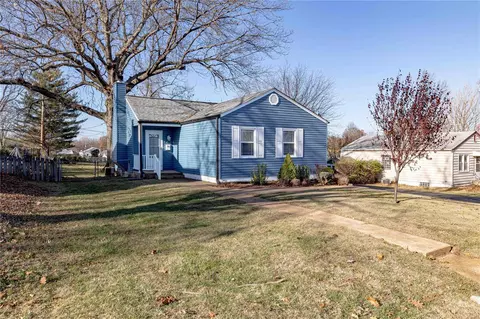763 Dallas Dr, Saint Louis, MO 63125