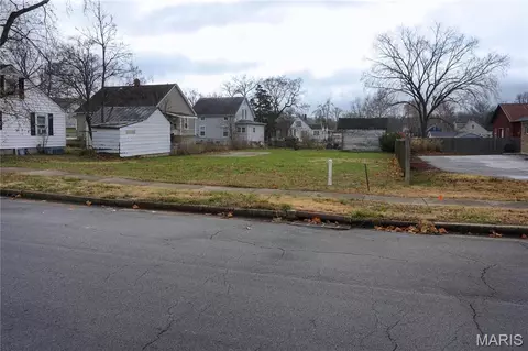 104 E 3rd St, Rolla, MO 65401 photo 2