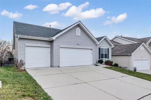 17672 Rockwood Arbor Dr, Eureka, MO 63025 photo 3