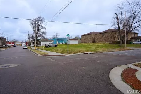 400 N Oak St, Rolla, MO 65401
