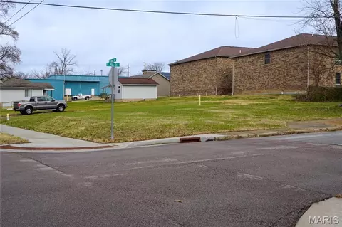 400 N Oak St, Rolla, MO 65401 photo 2