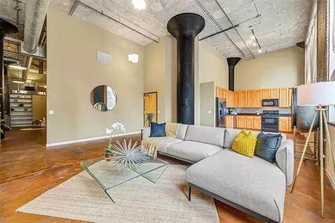 1511 Locust St #102, Saint Louis, MO 63103