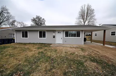 9731 Corregidor Dr, Saint Louis, MO 63134