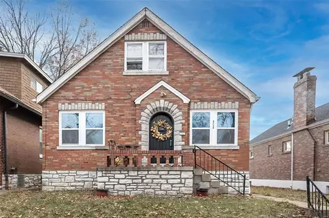 4738 Ray Ave, Saint Louis, MO 63116