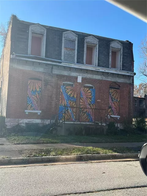 4329 N 20th St, Saint Louis, MO 63107