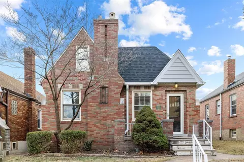 5018 Potomac St, Saint Louis, MO 63139