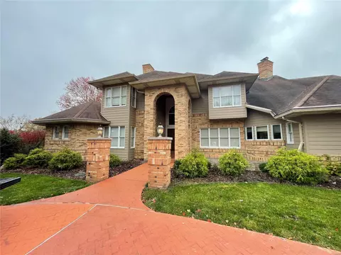 1 Alswell Pointe, Saint Louis, MO 63128