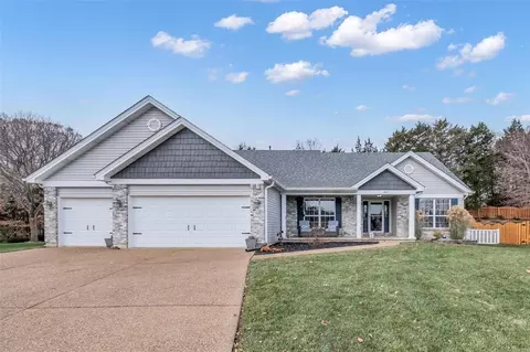 287 Huntsdale Dr, Wentzville, MO 63385