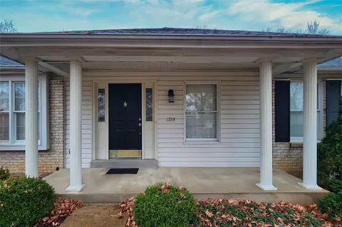 1723 Tralee Ln, Manchester, MO 63021 photo 2