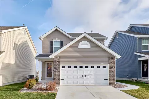 330 Charlestowne Place Dr, Saint Charles, MO 63301