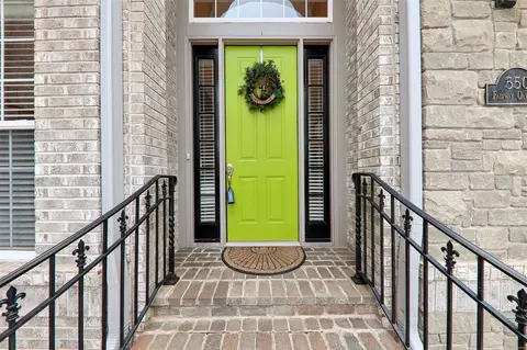 Entry Way - 550 Fairway Oaks Dr, Eureka, MO 63025 photo 1 of 3