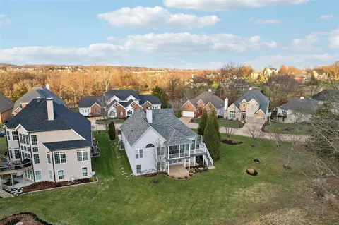 View/Area - 550 Fairway Oaks Dr, Eureka, MO 63025 photo 8 of 12