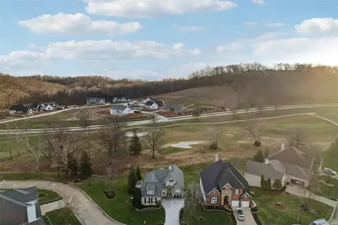 View/Area - 550 Fairway Oaks Dr, Eureka, MO 63025 photo 1 of 12