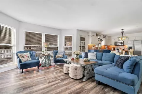 Living - 1521 Apple Way Ct, Ballwin, MO 63021 photo 2 of 2
