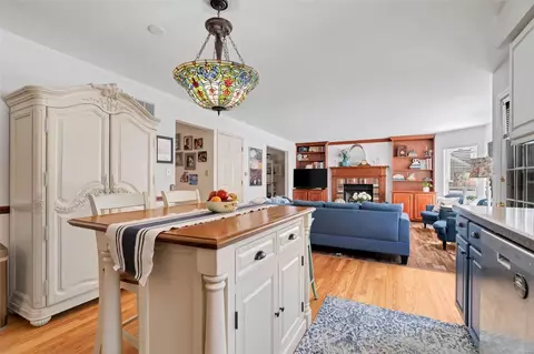 Kitchen - 1521 Apple Way Ct, Ballwin, MO 63021 photo 2 of 2