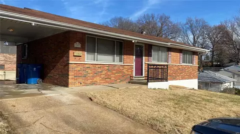 500 N Elizabeth Ave, Ferguson, MO 63135