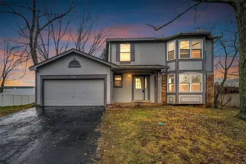 10 Applehill Ct, Saint Peters, MO 63376