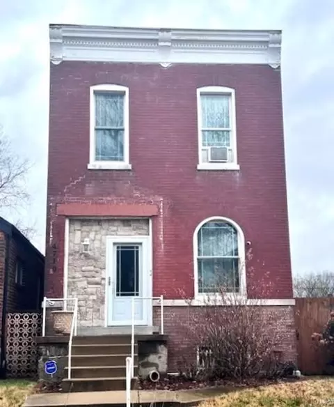 4710 Minnesota Ave, Saint Louis, MO 63111
