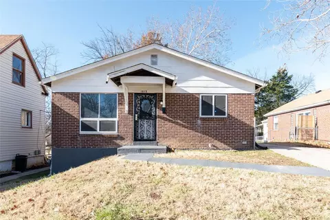 1613 Purdue Ave, Saint Louis, MO 63133