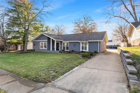 477 Hillbrook Dr, Ballwin, MO 63011 photo 38