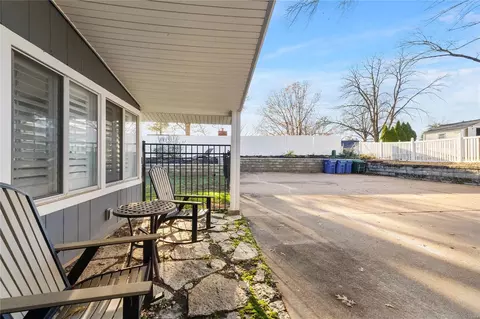 477 Hillbrook Dr, Ballwin, MO 63011 photo 35
