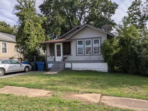 8338 Jackson St, Saint Louis, MO 63114