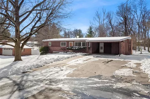 272 Geremma Dr, Ballwin, MO 63011