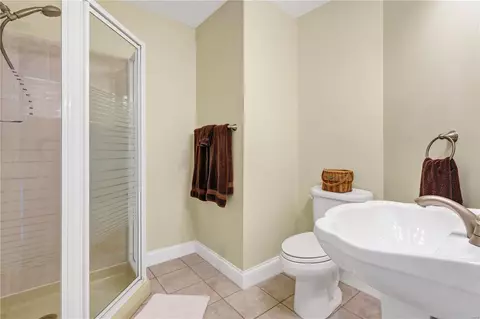 Bath - 4010 Maryridge Ln, Wildwood, MO 63025 photo 5 of 5