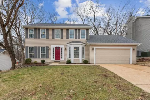 1531 Rosewood Terrace Dr, Ballwin, MO 63021