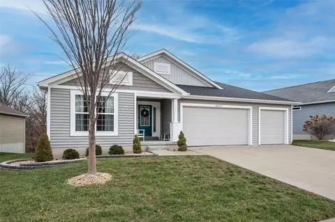 4022 Riverdell Dr, Wentzville, MO 63385