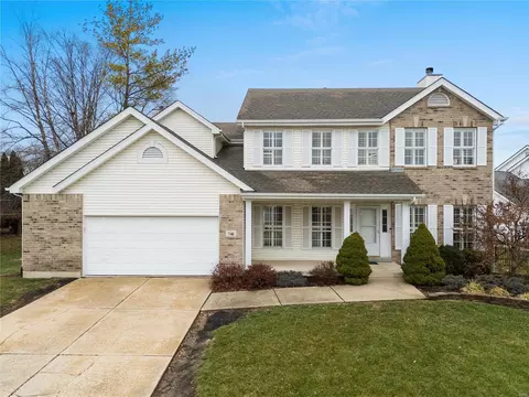 741 Hawk Run Dr, O'fallon, MO 63368