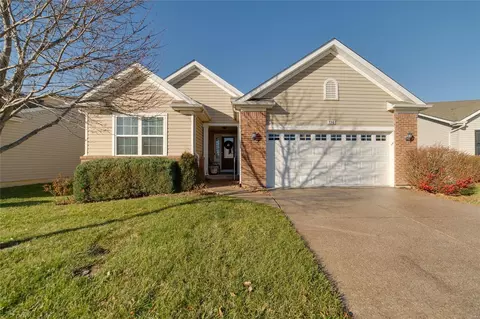 736 Harrier Ct, Lake Saint Louis, MO 63367