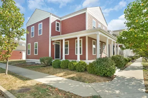 3720 Canal St, Saint Charles, MO 63301