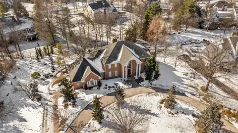 View/Area - 2235 Devonsbrooke Dr, Chesterfield, MO 63005 photo 1 of 9