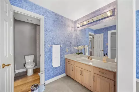 Bath - 2235 Devonsbrooke Dr, Chesterfield, MO 63005 photo 10 of 13