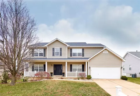 230 Highland Meadows Dr, Wentzville, MO 63385