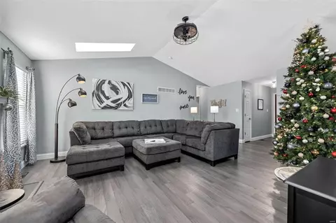 108 Thoreau Blvd, O'fallon, MO 63366 photo 8