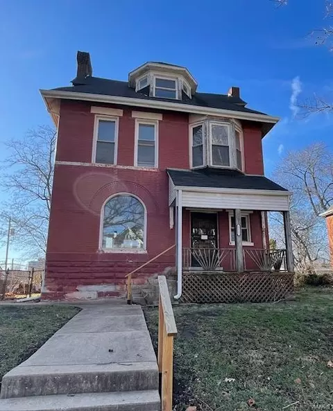 4438 Enright Ave, Saint Louis, MO 63108