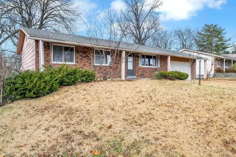 Exterior - 4147 Fuller Ln, Bridgeton, MO 63044 photo 2 of 4