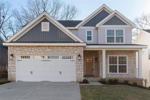 630 Nirk Ave, Kirkwood, MO 63122