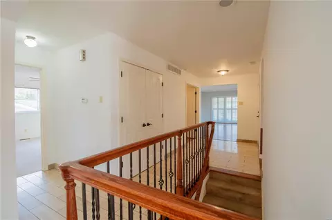 Entry Way - 5 Forrester Dr, Manchester, MO 63011 photo 3 of 3