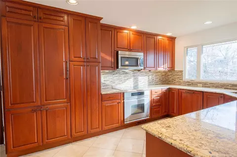 Kitchen - 5 Forrester Dr, Manchester, MO 63011 photo 1 of 5