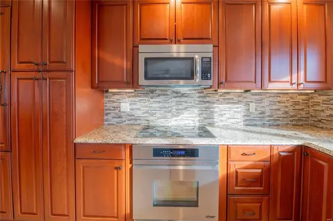 Kitchen - 5 Forrester Dr, Manchester, MO 63011 photo 3 of 5
