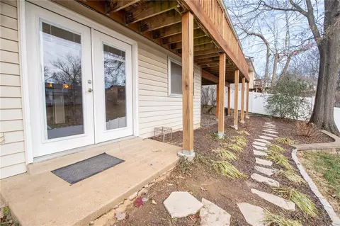 Exterior - 5 Forrester Dr, Manchester, MO 63011 photo 10 of 14