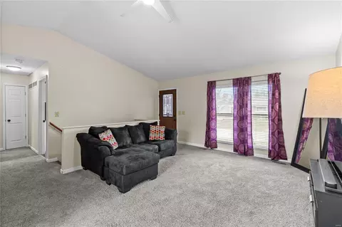 1356 Osage Meadows Dr, O'fallon, MO 63366 photo 5