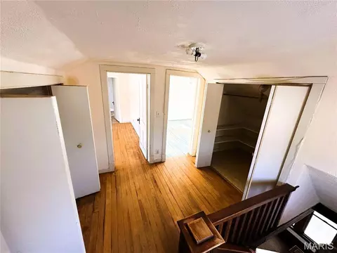 Entry Way - 401 N N Pne, Mountain View, MO 65548 photo 3 of 3