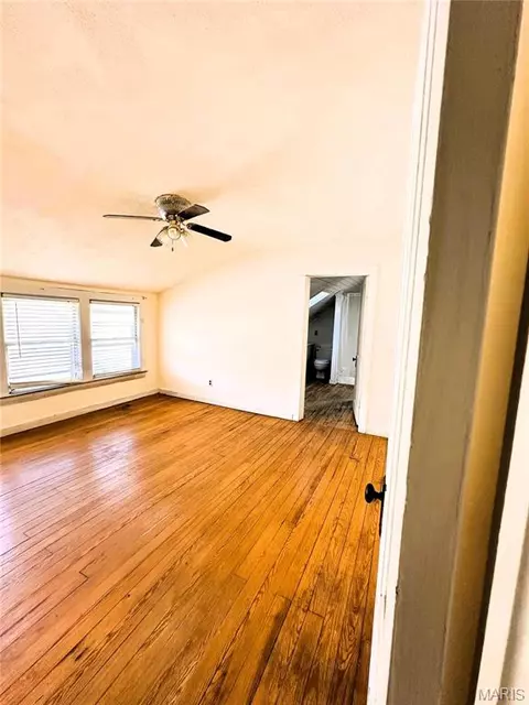 Bedroom - 401 N N Pne, Mountain View, MO 65548 photo 4 of 4
