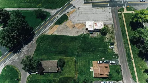 12010 Madrid Ave, Saint Louis, MO 63138